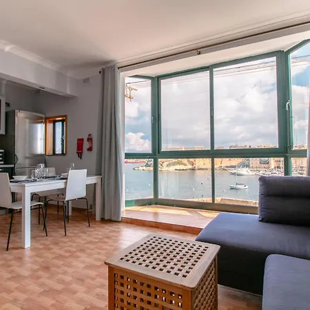 Apartment Grand Harbour View *